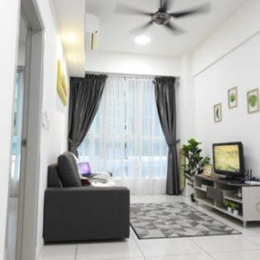 reSTARY - Tropical, Sutera Avenue Infinity Pool - Imago Opposite - KK City- 2BR,4Pax 来沙�� 热带雨林主题公寓 - 无边际日落海景泳池 - Imago商场对面 - KK市中心 - 2房4人
